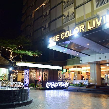 The Color Living Hotel Samut Prakan Exterior photo
