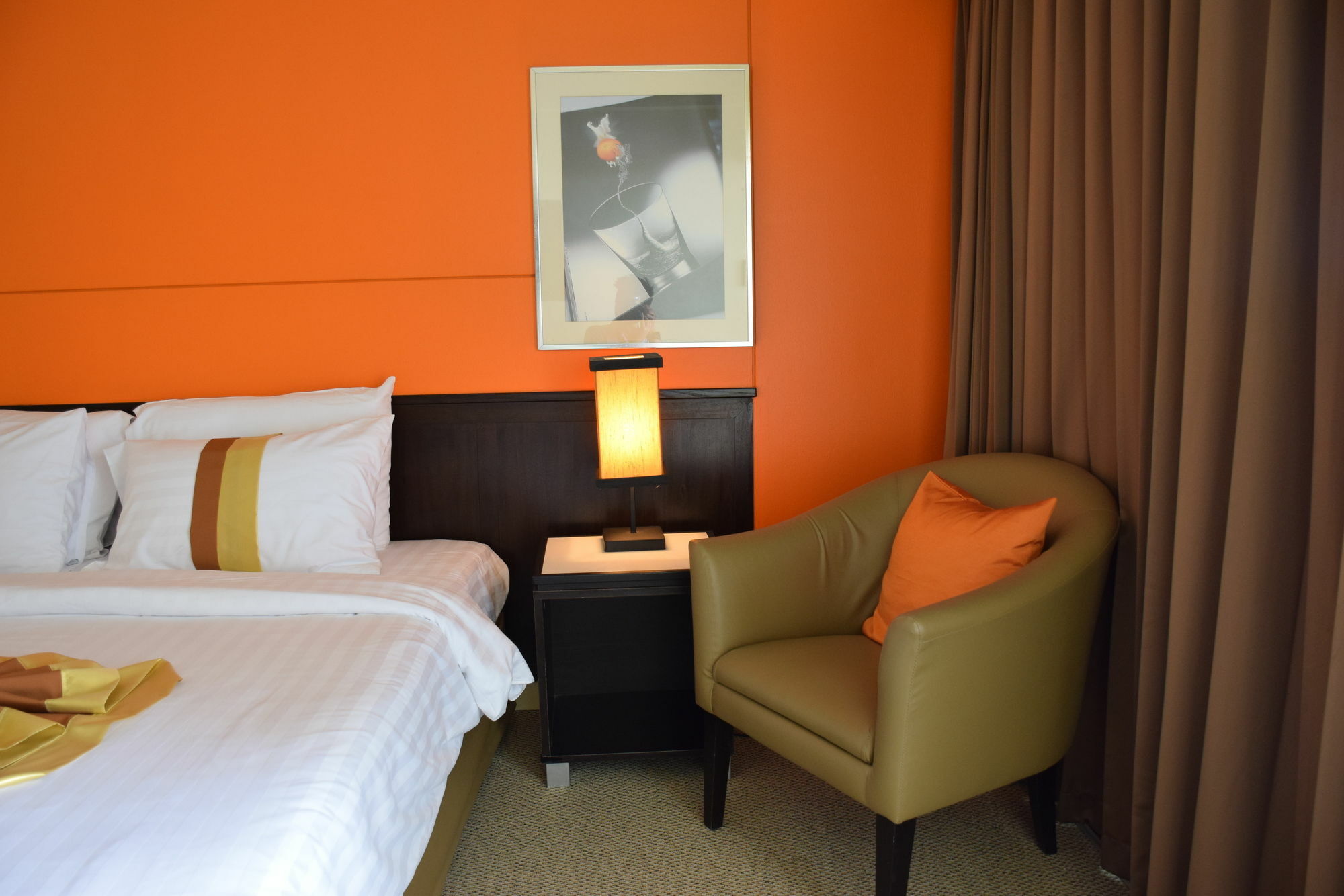 The Color Living Hotel Samut Prakan Exterior photo