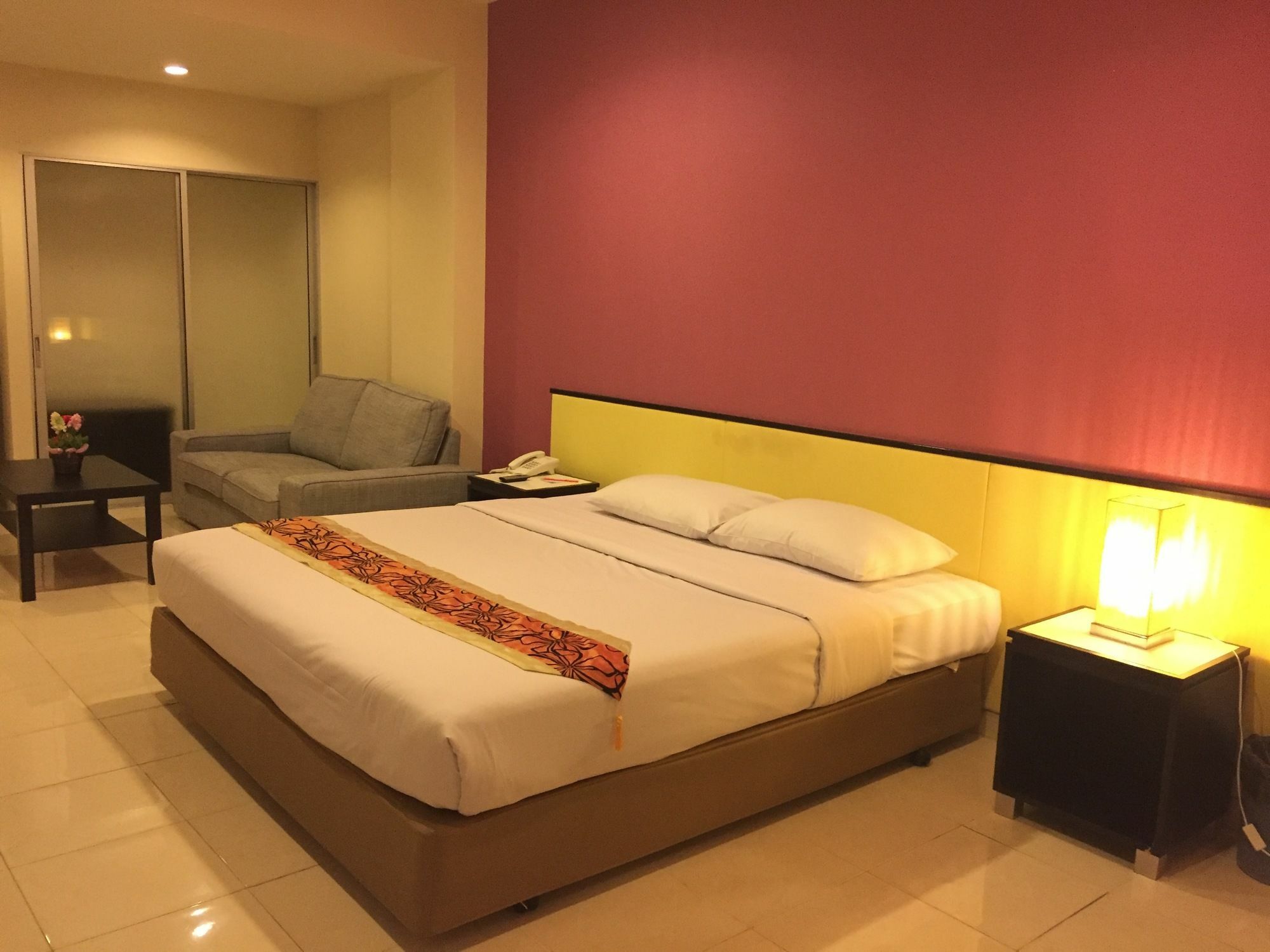 The Color Living Hotel Samut Prakan Exterior photo